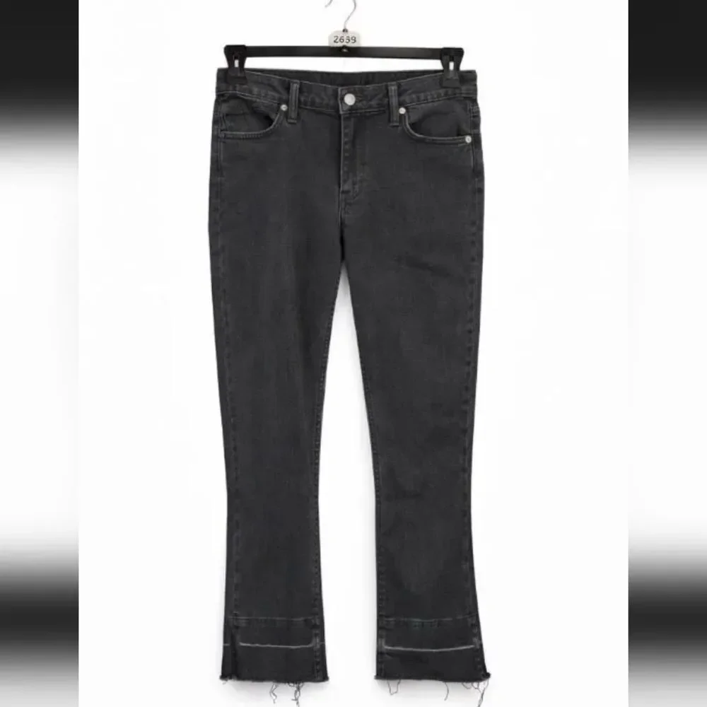 Wrangler Heritage Black Cropped Jeans - Picture 2 of 2